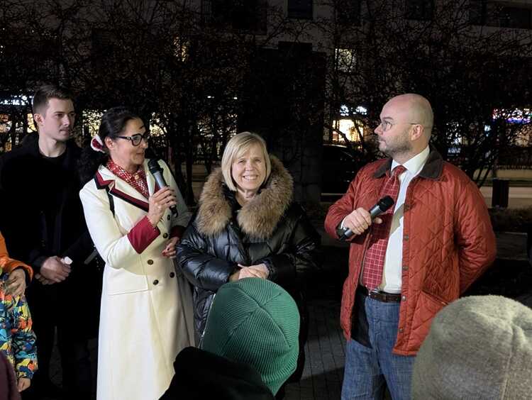 Ksiażkomat Warszawa ul. Zamkowa 8