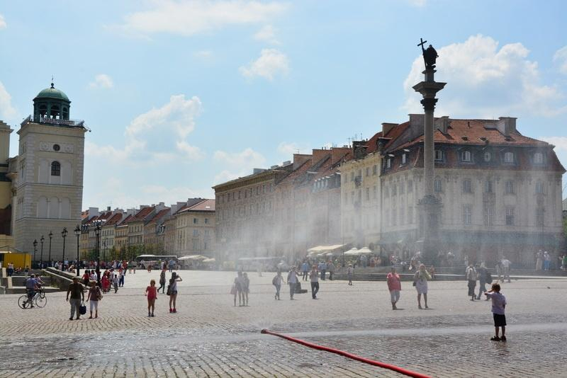 Ostrzeżenie przed burzami i dalszymi upałami