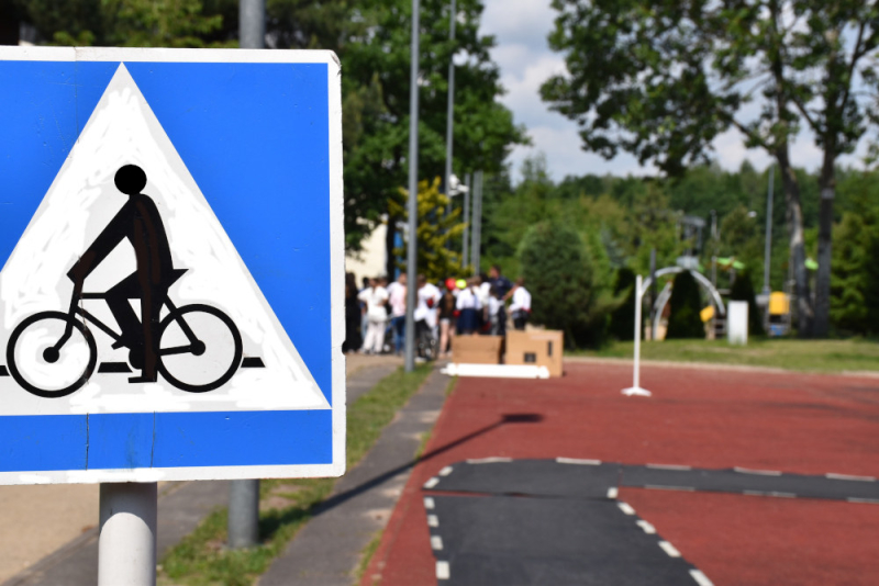 Egzamin na Kartę Rowerową pod czujnym okiem policjanta