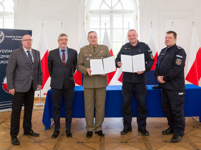 Współpraca Komendy Stołecznej Policji z Akademią Sztuki Wojennej
