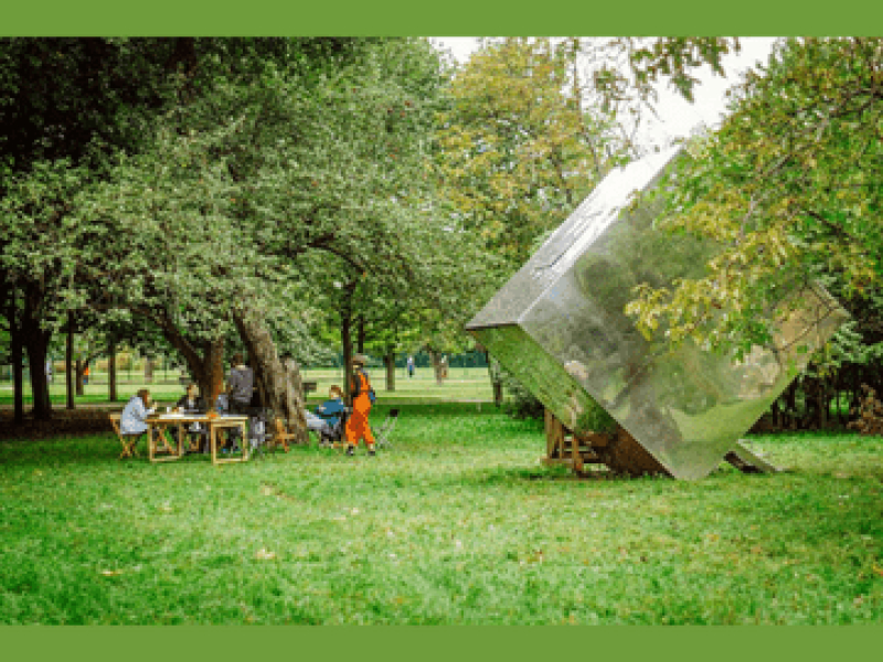 Park Rzeźby na Bródnie – Weekend przy Domku Herbacianym