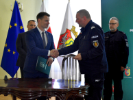 Komendant Stołeczny Policji nadinsp. Paweł Dzierżak podpisał porozumienie z Prezydentem Miasta Otwocka w sprawie realizacji innowacyjnego systemu monitoringu
