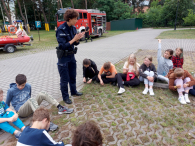 Otwoccy policjanci prowadzili zajęcia edukacyjne dla uczestników półkolonii w ramach akcji „Bezpieczne wakacje 2022”
