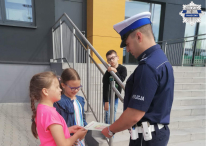 Wakacyjne spotkania z policjantami