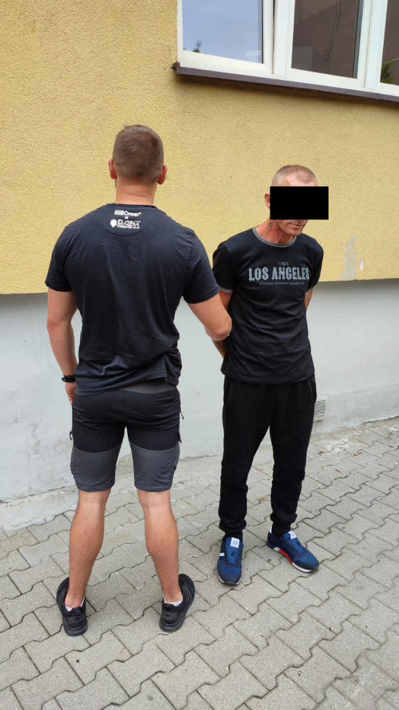 Za rozbój w Warszawie zatrzymany w Gdyni