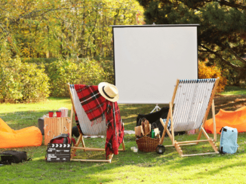 Kino plenerowe na Bielanach