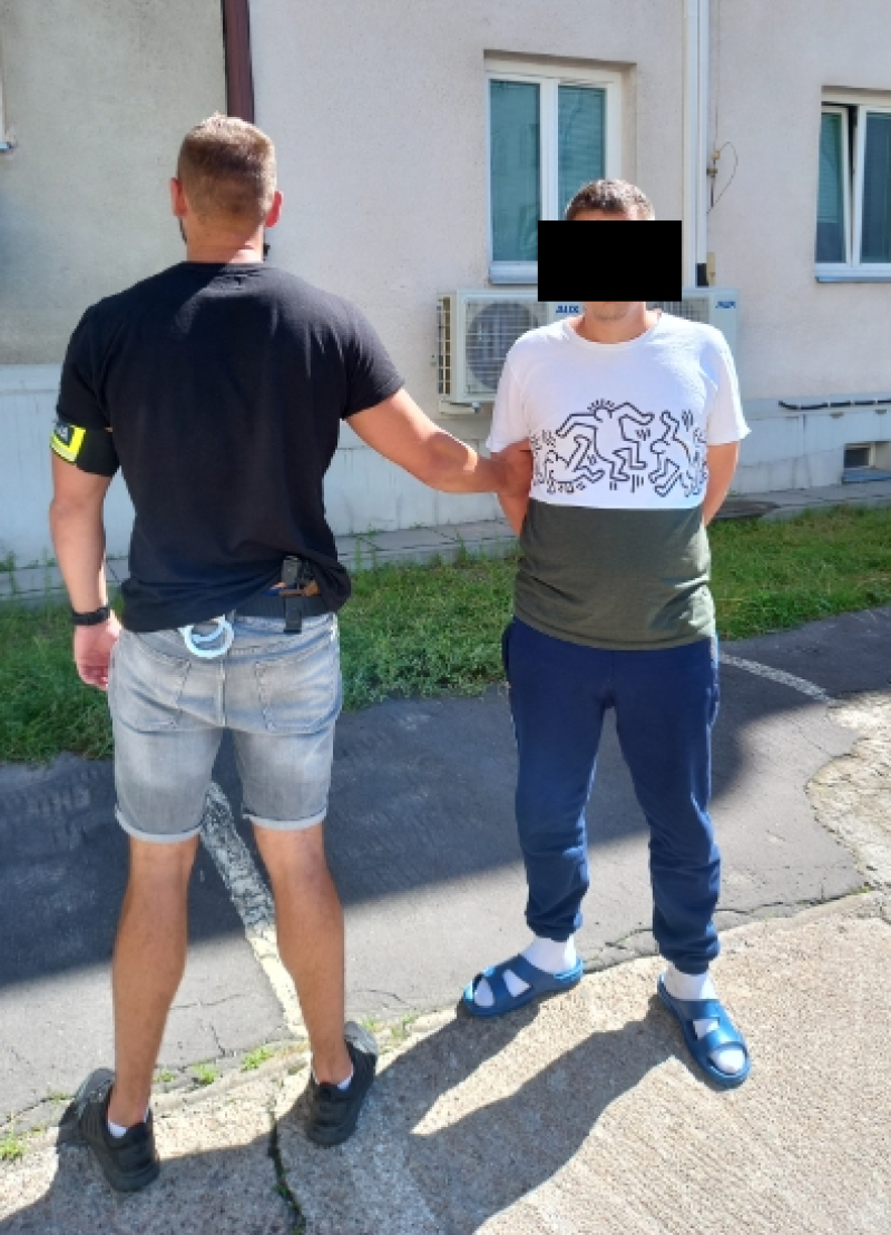 Zabójstwo, uszkodzenie ciała i nieudzielenie pomocy - dwa tymczasowe aresztowania