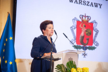 Honorowi Obywatele m.st. Warszawy na uroczystej sesji Rady Miasta