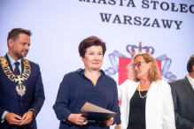 Honorowi Obywatele m.st. Warszawy na uroczystej sesji Rady Miasta