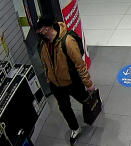 Jeśli rozpoznajesz tego mężczyznę, zadzwoń!