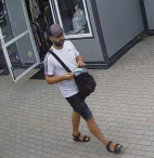 Kradzież łańcuszka na bazarze - szukamy tych mężczyzn