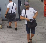 Kradzież łańcuszka na bazarze - szukamy tych mężczyzn