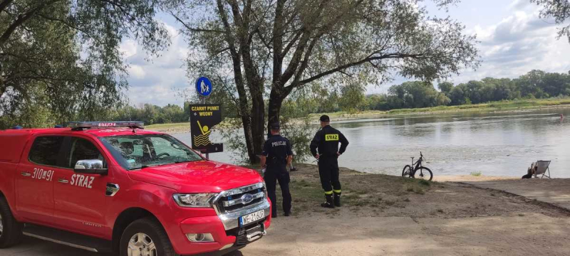 Wspólne patrole żoliborskich dzielnicowych i strażaków