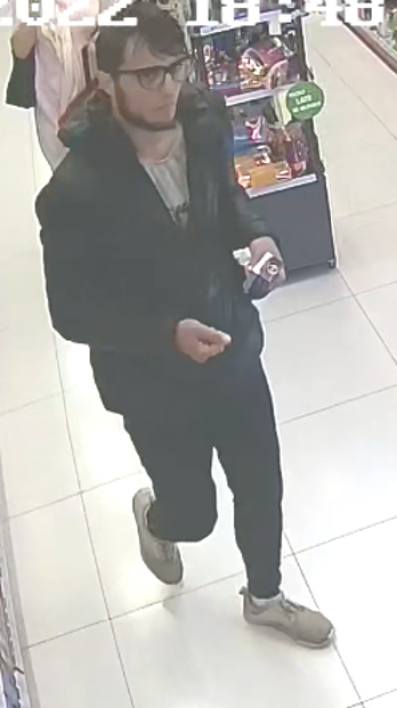 Kradzież perfum - wiesz, kim jest ten mężczyzna?