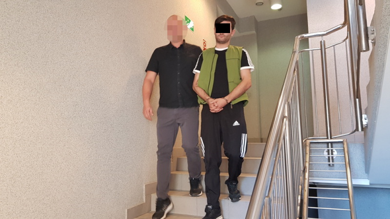 Areszty dla sprawców kradzieży rozbójniczych