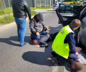 Skradzione w Niemczech dwa kampery odzyskane, pięciu mężczyzn aresztowanych