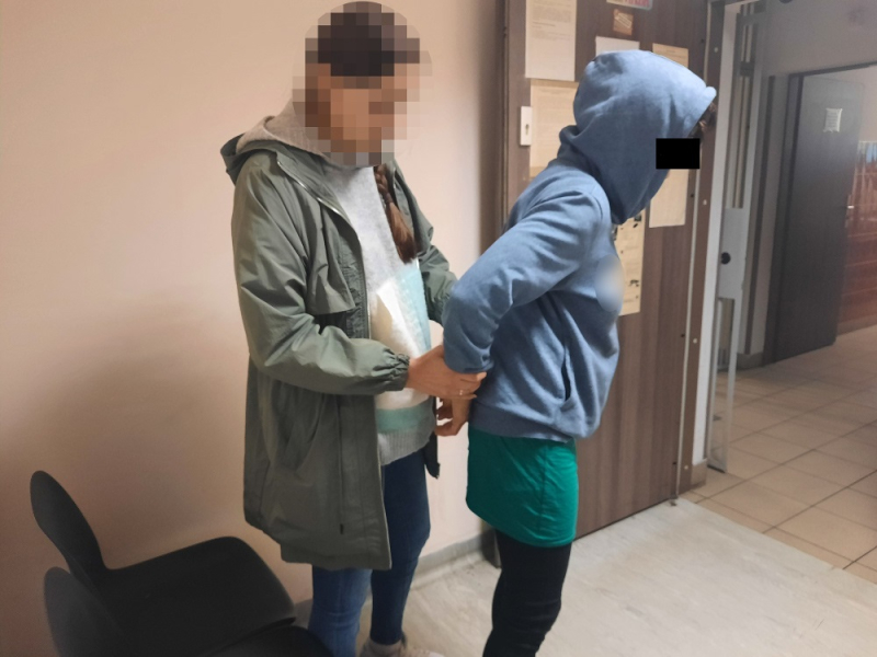 Poszukiwana m.in. przez sądy i prokuraturę została zatrzymana przez dzielnicowych