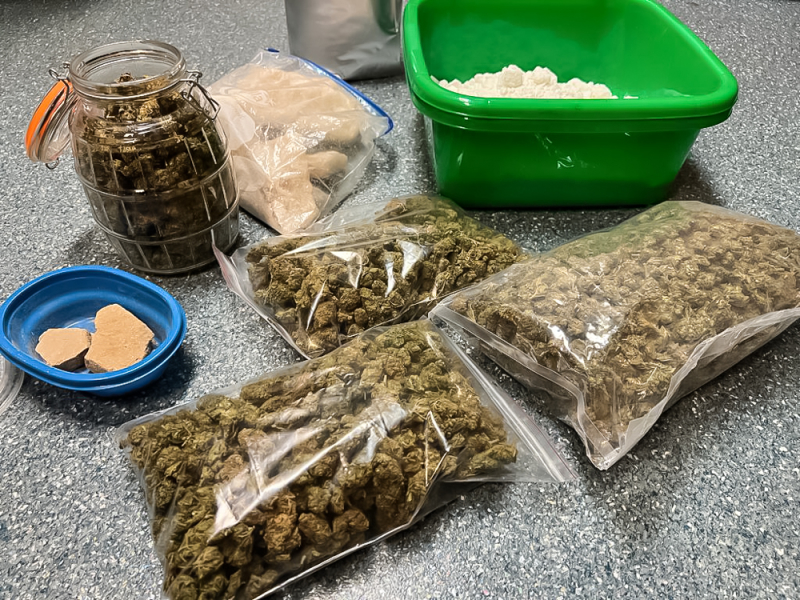 41-latka z zarzutami za posiadanie prawie 4 kg narkotyków