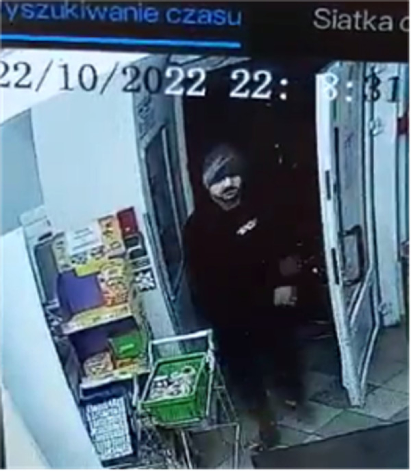 Zapłacił za zakupy banknotem niebędącym środkiem płatniczym