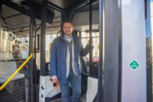 Pierwszy autobus wodorowy na warszawskich ulicach
