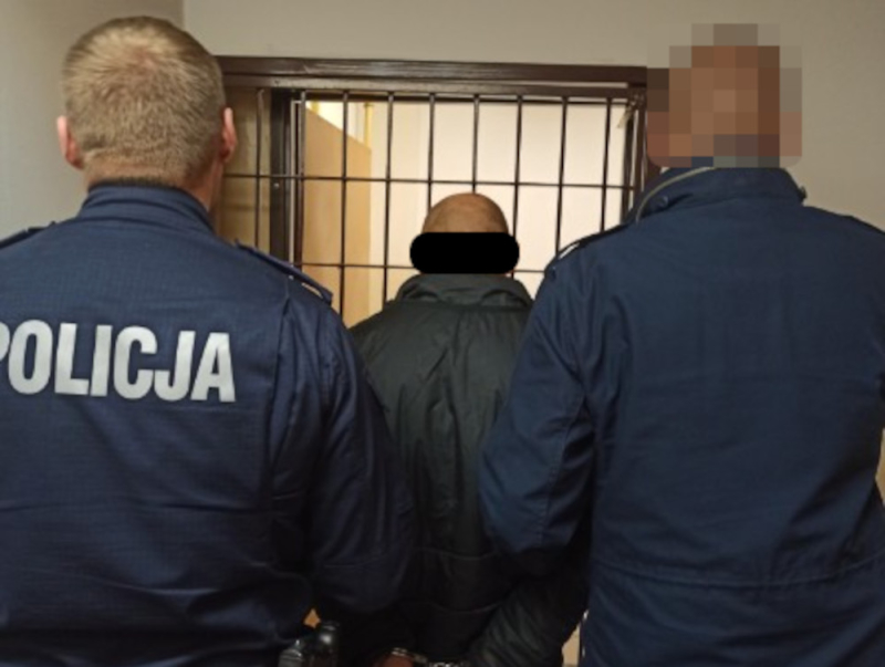 Znęcał się nad rodzicami. W chwili zatrzymania miał ponad 5 promili alkoholu w organizmie
