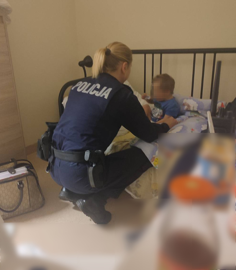 Policjanci interweniowali wobec nieodpowiedzialnej matki 2,5-latka