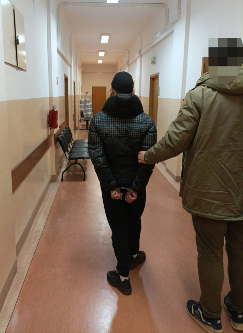 Znaczną ilość kokainy, heroiny i mefedronu ukrywał w piwnicy