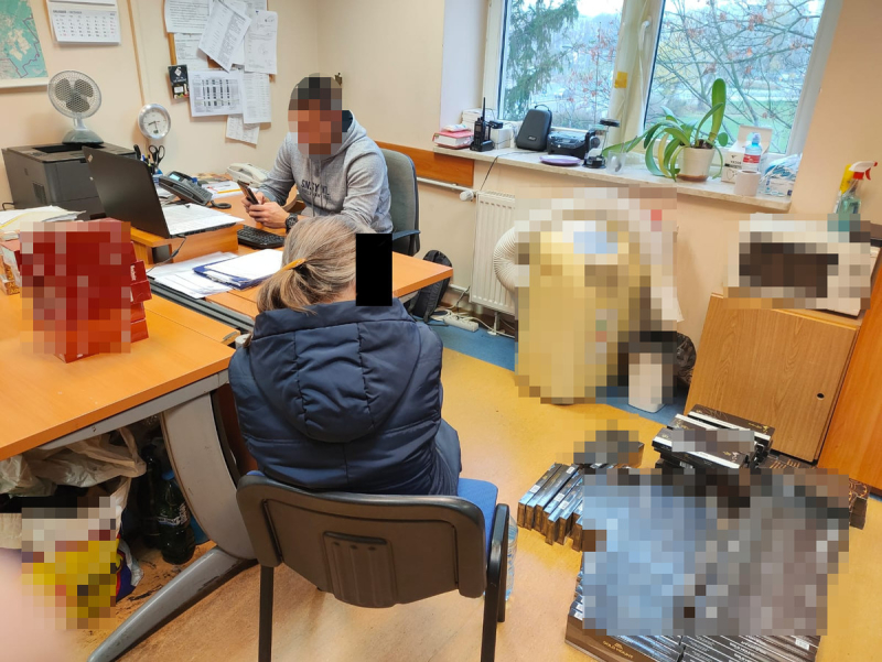 Wpadła z papierosami bez akcyzy