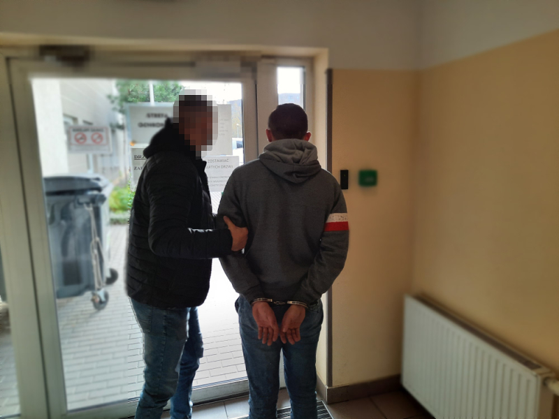 Zgłosił kradzież samochodu, by ukryć, że spowodował kolizję