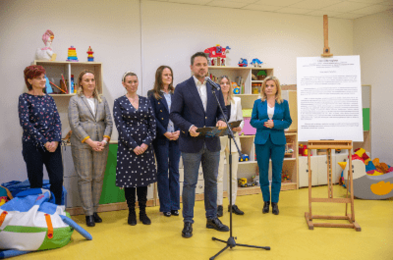 Docenić opiekuna małego dziecka – prace na ustawą