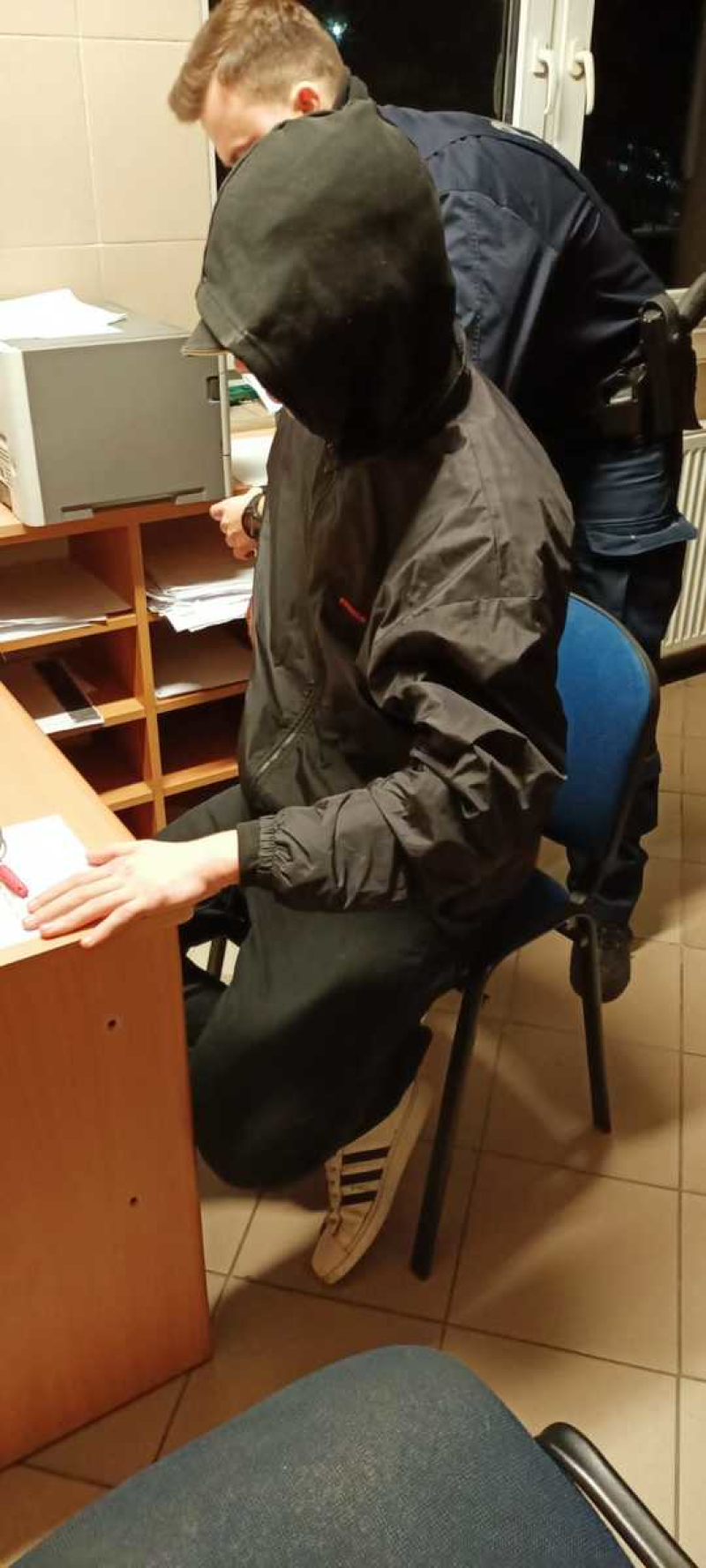 Sprawca ugodzenia nożem zatrzymany przez Komendanta