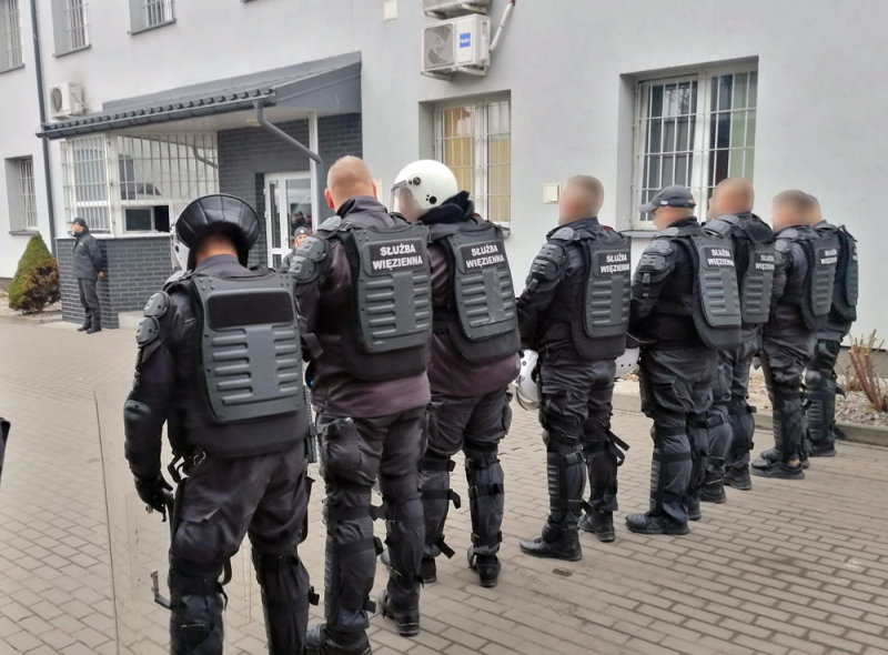 Ćwiczyli reagowanie na sytuację kryzysową w areszcie śledczym