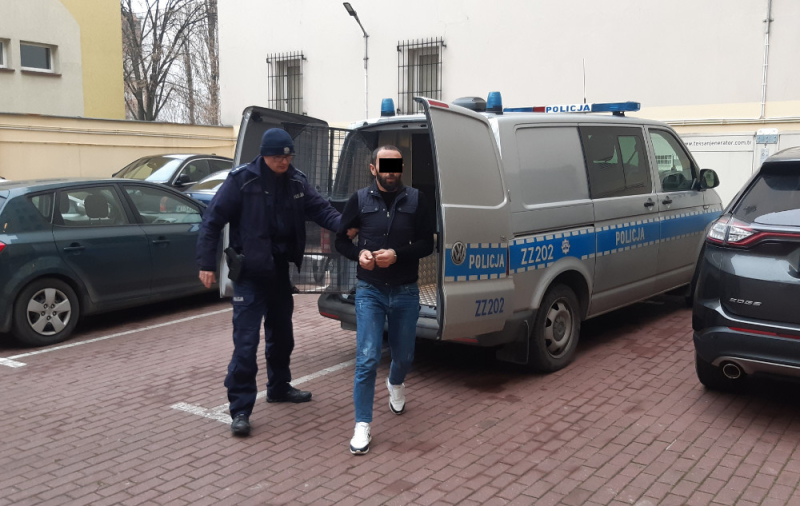 Kieszonkowcy zatrzymani na gorącym uczynku przestępstwa