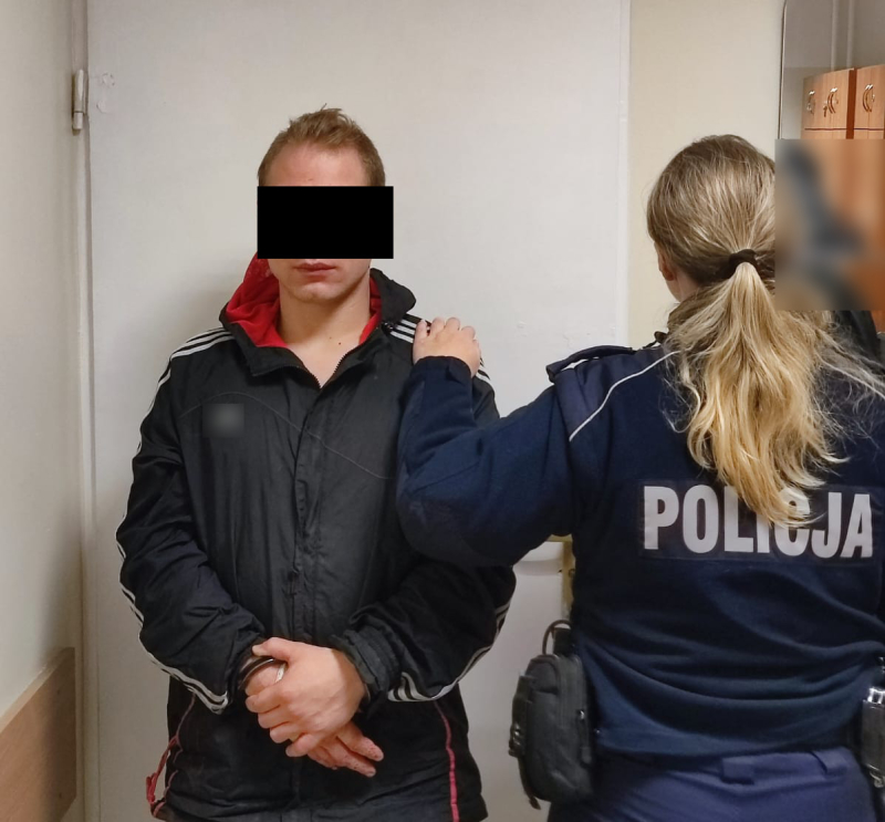 Po śladach krwi dotarli do włamywacza