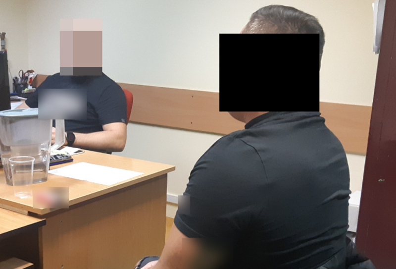 Sprzedawał telefony komórkowe z nieoryginalnym oprogramowaniem