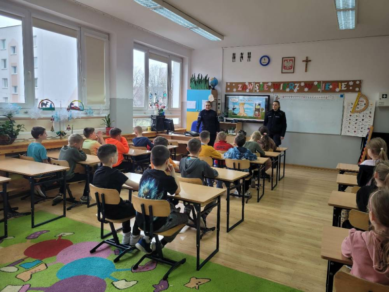 Spotkanie z uczniami na temat cyberzagrożeń