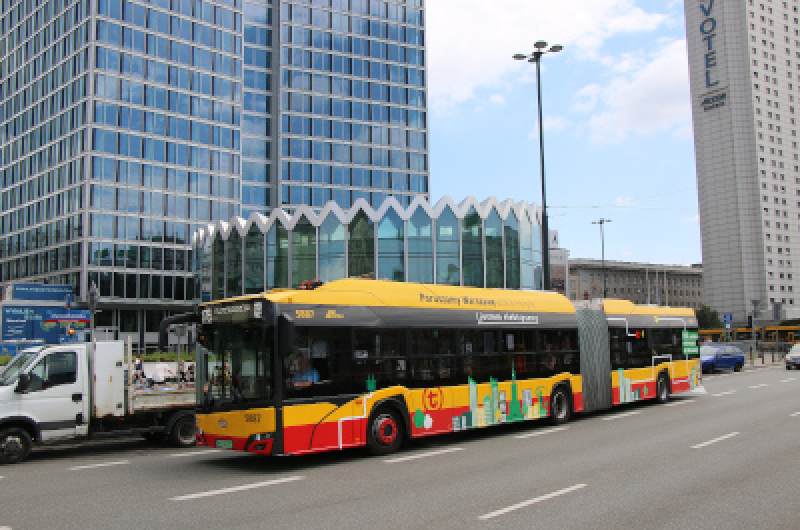 Nowe autobusy elektryczne dla Warszawy