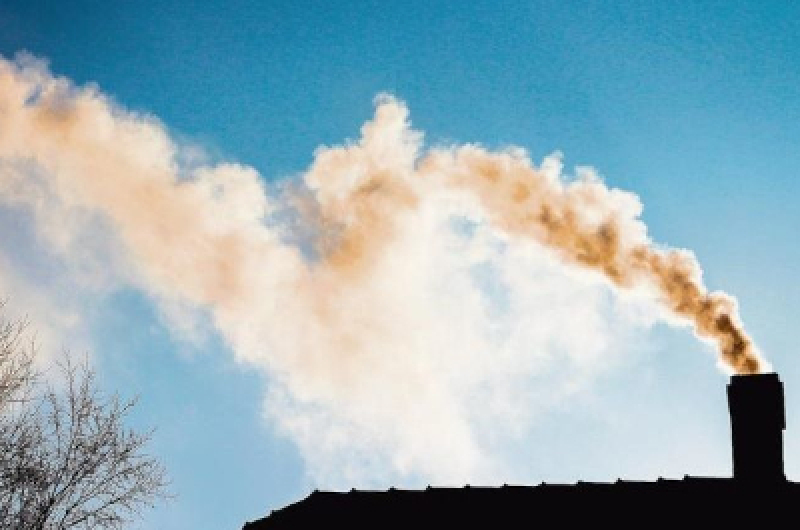 Usunięto 70 proc. kopciuchów w Warszawie