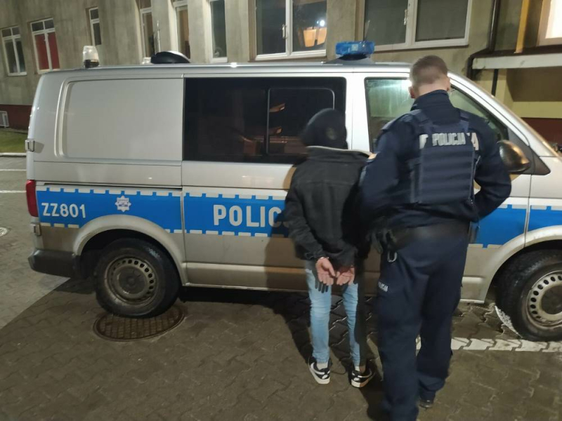 Pościg, narkotyki i brak uprawnień do kierowania