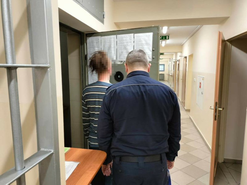 Dla butelki wódki zaatakowali pracownika ochrony