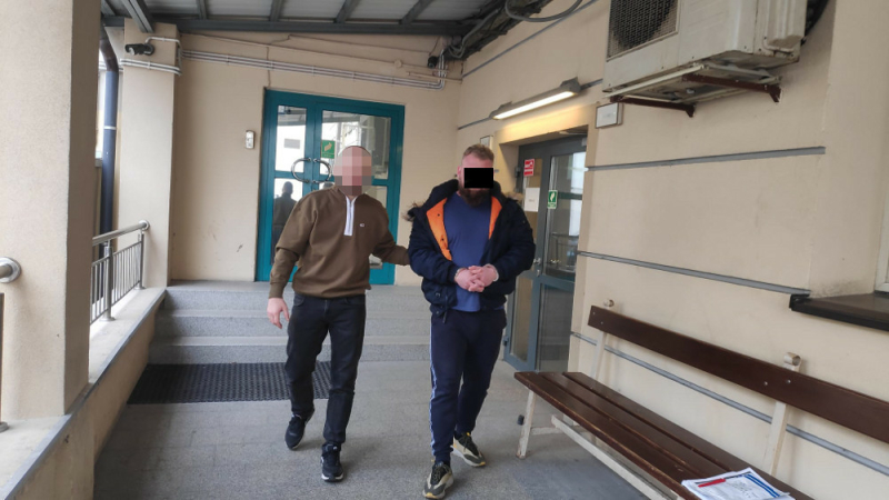 Podszyli się pod właścicielkę konta i wyprowadzili z niego 350 tysięcy złotych