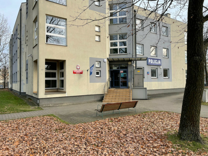 15-latek zatrzymany za oszustwo metodą "na policjanta"