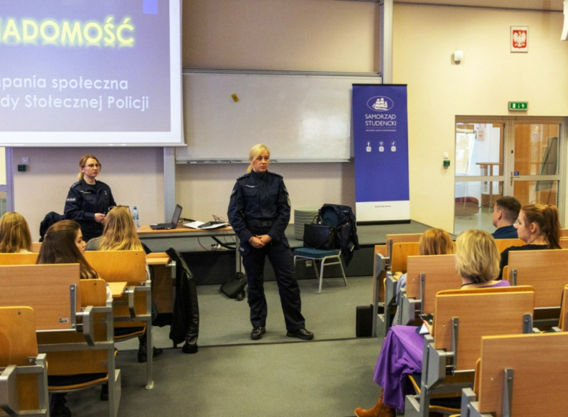 Rozmawialiśmy ze studentami o bezpiecznych przejazdach "na aplikację"