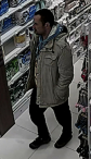Kradzież w drogerii - rozpoznajesz tego mężczyznę?