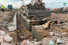 Łyżka, klatki i beton, czyli jak buduje się metro