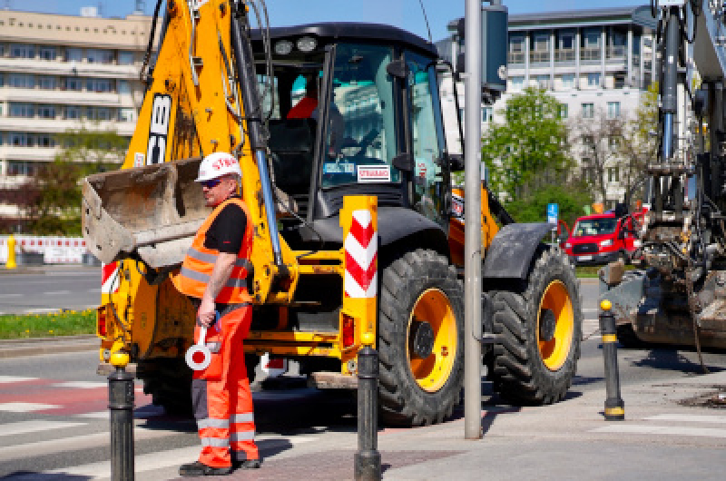 Pierwsze prace i zmiany w ruchu na placu Na Rozdrożu