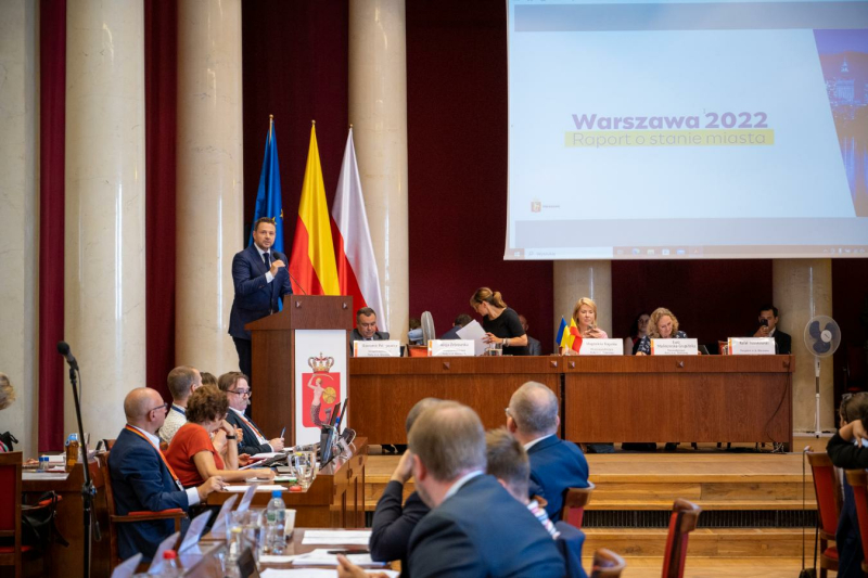 Absolutorium i wotum zaufania Rady dla prezydenta Rafała Trzaskowskiego
