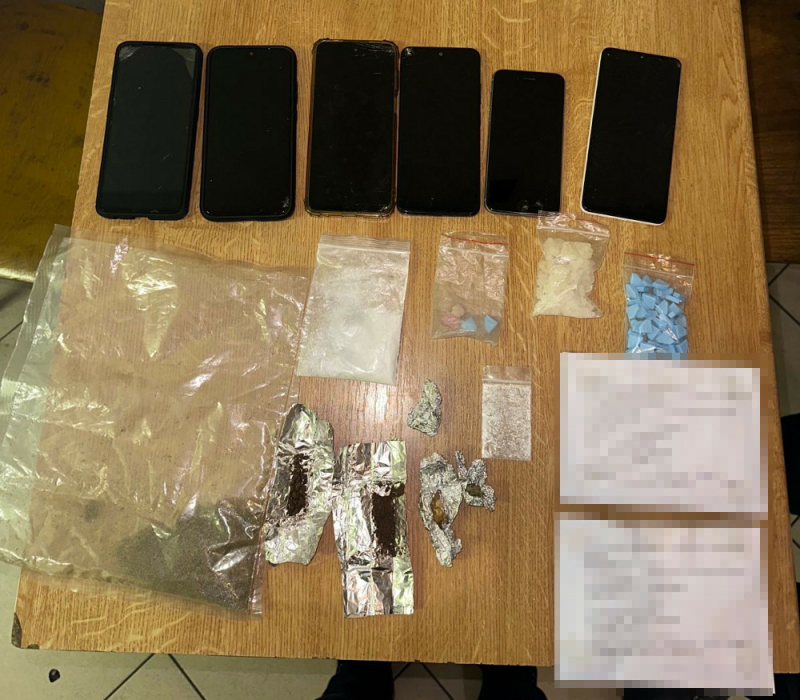 Podróżowali jedną hulajnogą, jeden z 19-latków został zatrzymany