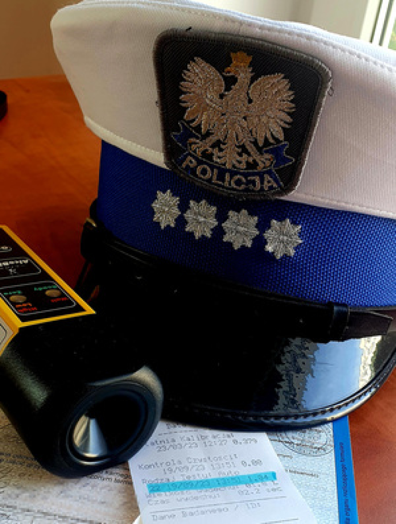 Rowerzystka z prawie 4 promilami!