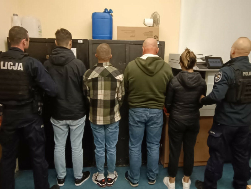 Oszuści „osaczeni” przez wywiadowców. Trafili na trzy miesiące do aresztu